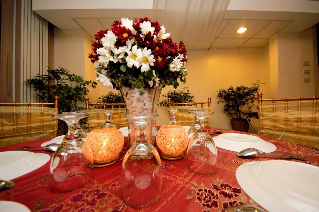 Casa Pura Inn And Suites Quezon City Dış mekan fotoğraf