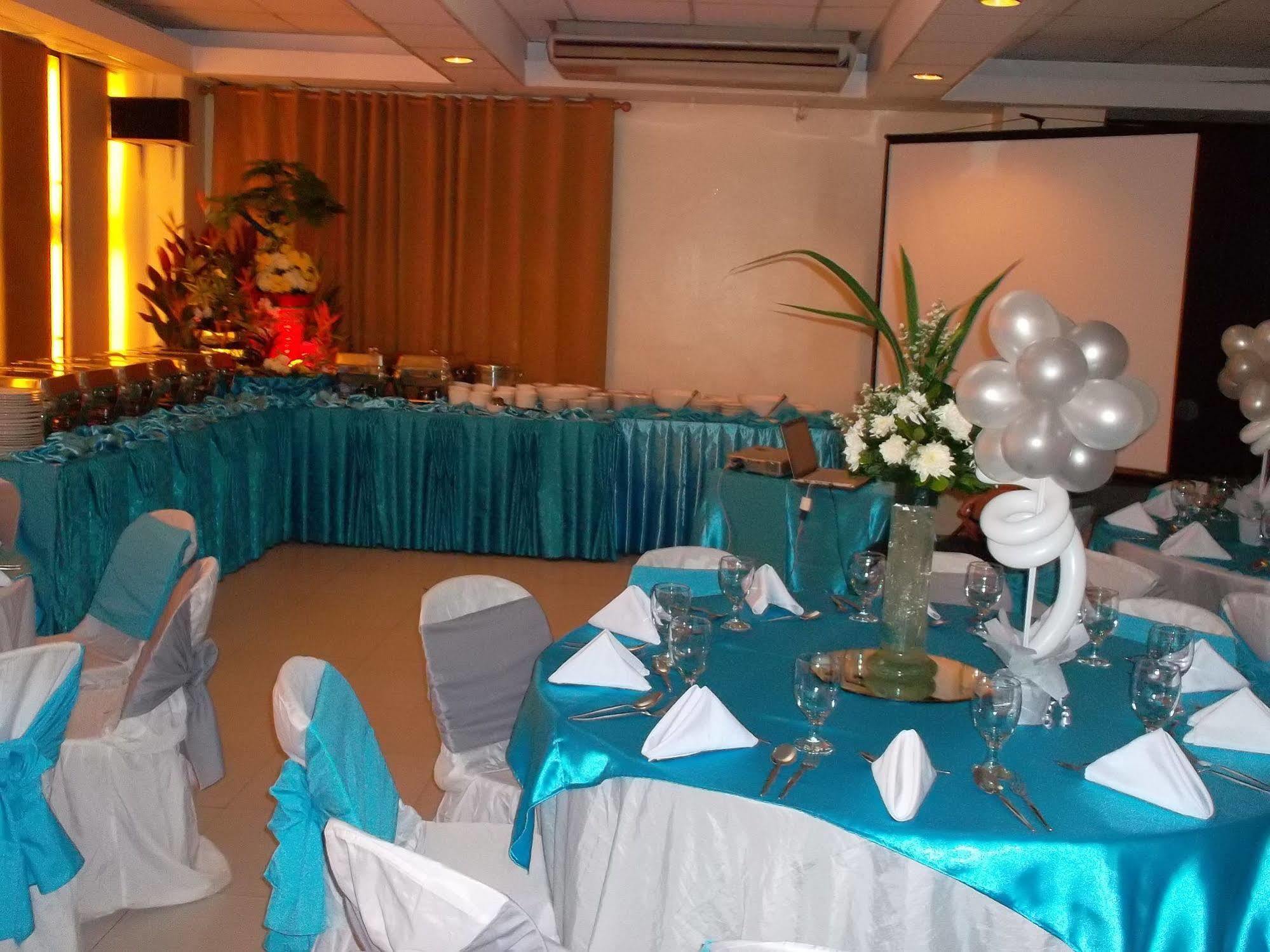 Casa Pura Inn And Suites Quezon City Dış mekan fotoğraf